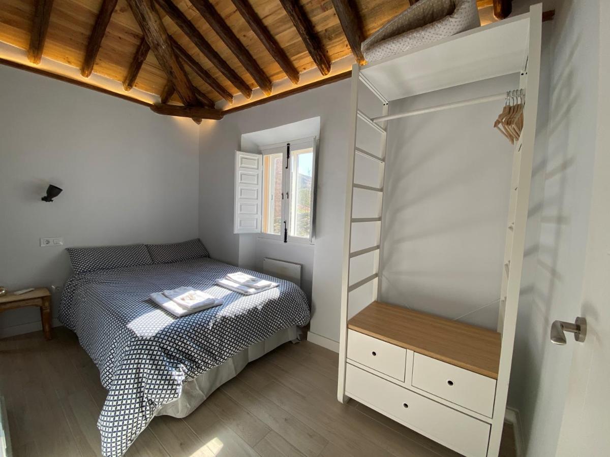 Apartamento Torre Del Aver Caces Buitenkant foto